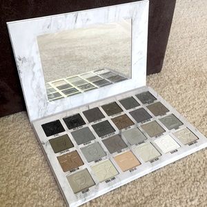 Jeffree Star Cremated Eyeshadow Palette